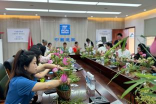 费兰-托雷斯不爽维尼修斯：混蛋，你再敢说些什么我就堵住你嘴巴